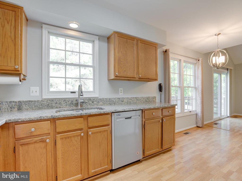 13925 Riding Loop Drive North Potomac, MD 20878 - Photo 16 of 50 Gallery Image 16