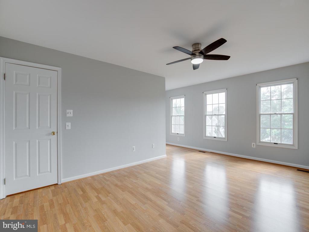 13925 Riding Loop Drive North Potomac, MD 20878 - Photo 23 of 50 Gallery Image 23