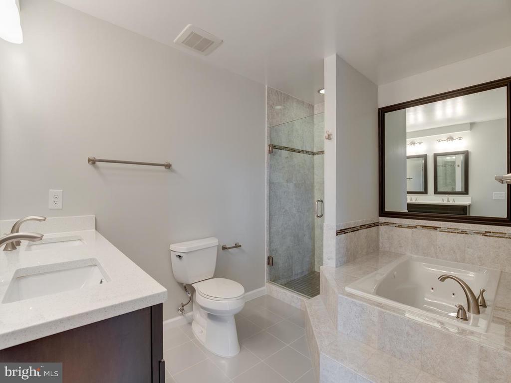 13925 Riding Loop Drive North Potomac, MD 20878 - Photo 28 of 50 Gallery Image 28