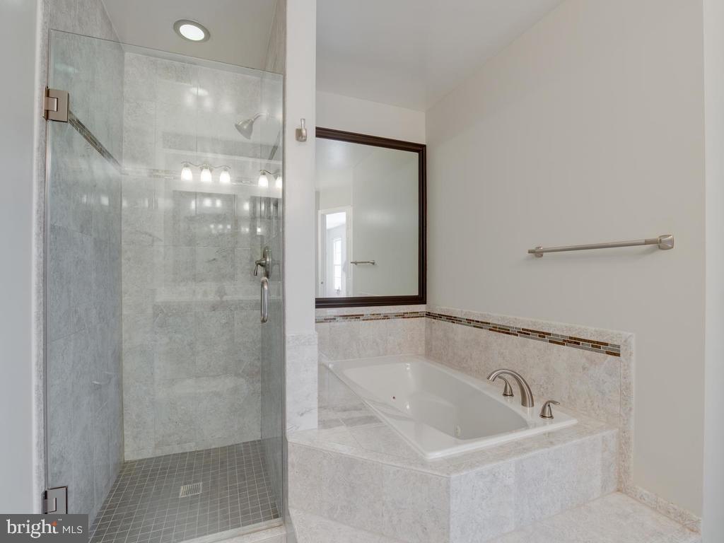 13925 Riding Loop Drive North Potomac, MD 20878 - Photo 30 of 50 Gallery Image 30
