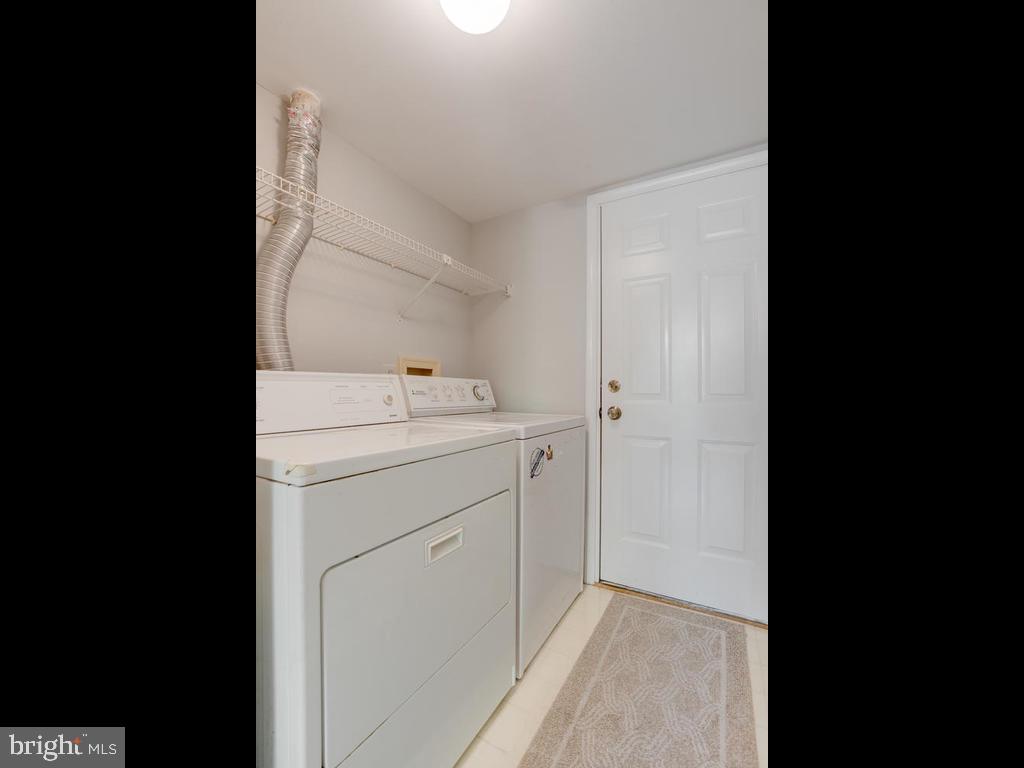 13925 Riding Loop Drive North Potomac, MD 20878 - Photo 44 of 50 Gallery Image 44