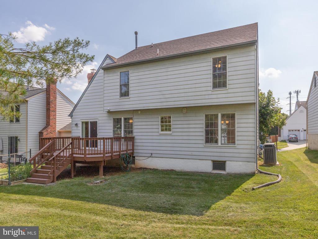 13925 Riding Loop Drive North Potomac, MD 20878 - Photo 48 of 50 Gallery Image 48