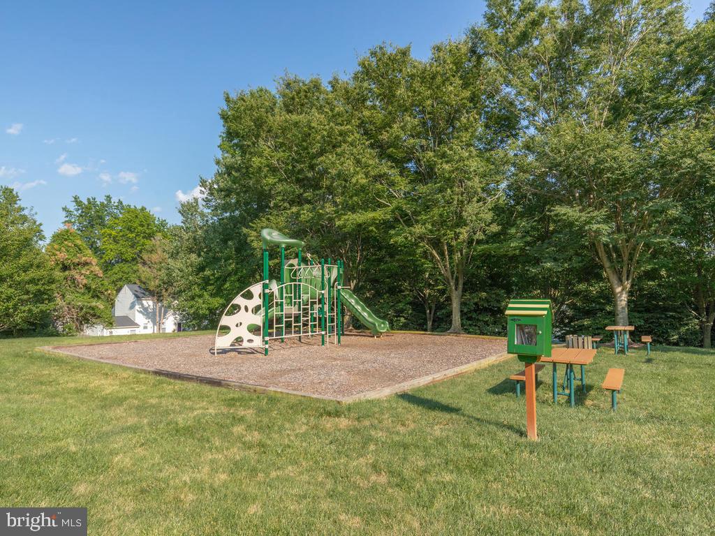 13925 Riding Loop Drive North Potomac, MD 20878 - Photo 50 of 50 Gallery Image 50