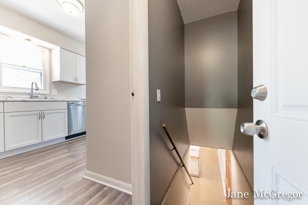1305 Poulson Road Muskegon, MI 49445 - Photo 20 of 40 1305PoulsonRd27Lores