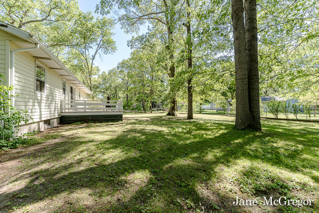 1305 Poulson Road Muskegon, MI 49445 - Photo 3 of 40 1305PoulsonRd10Lores