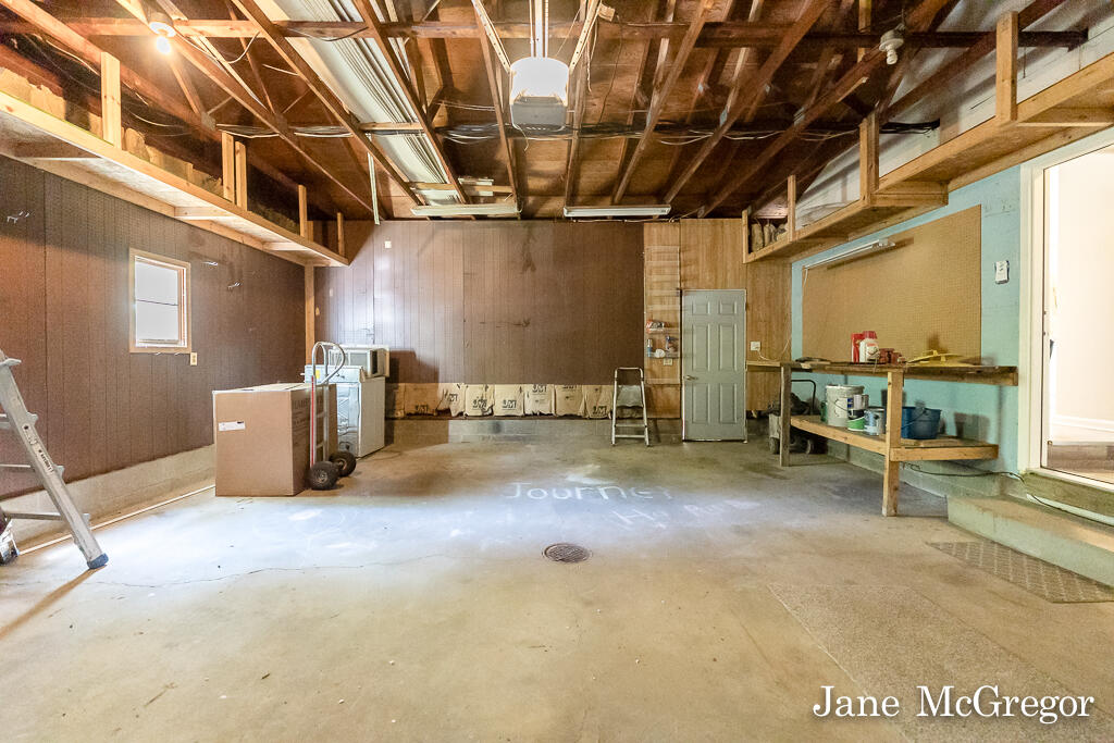 1305 Poulson Road Muskegon, MI 49445 - Photo 32 of 40 1305PoulsonRd39Lores