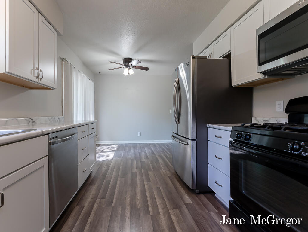 1305 Poulson Road Muskegon, MI 49445 - Photo 4 of 40 1305PoulsonRd11Lores