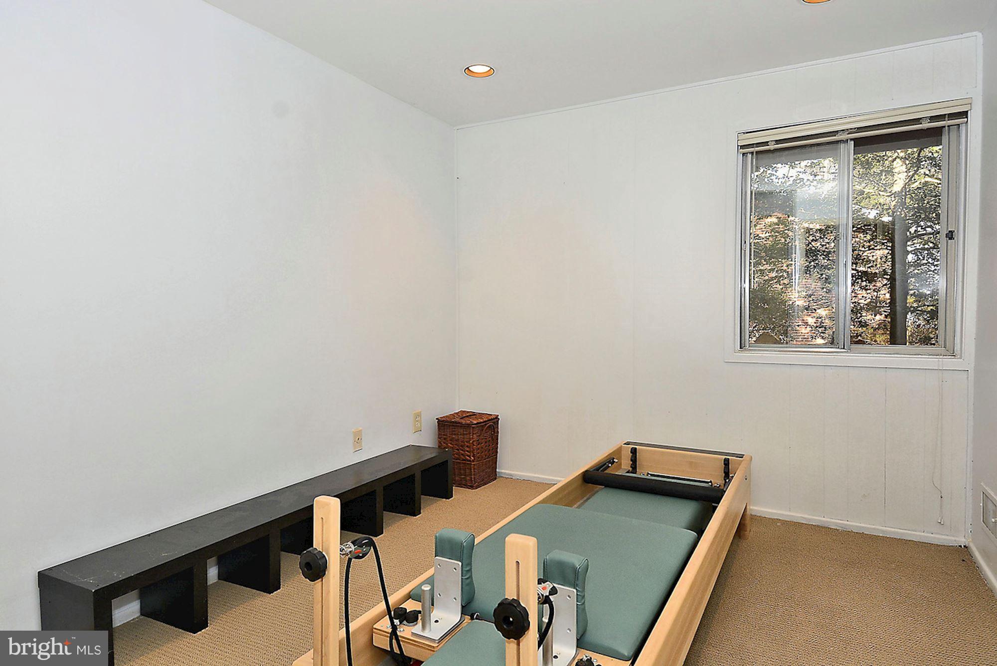 8320 Fenway Road Bethesda, MD 20817 - Photo 22 of 28 Bedroom