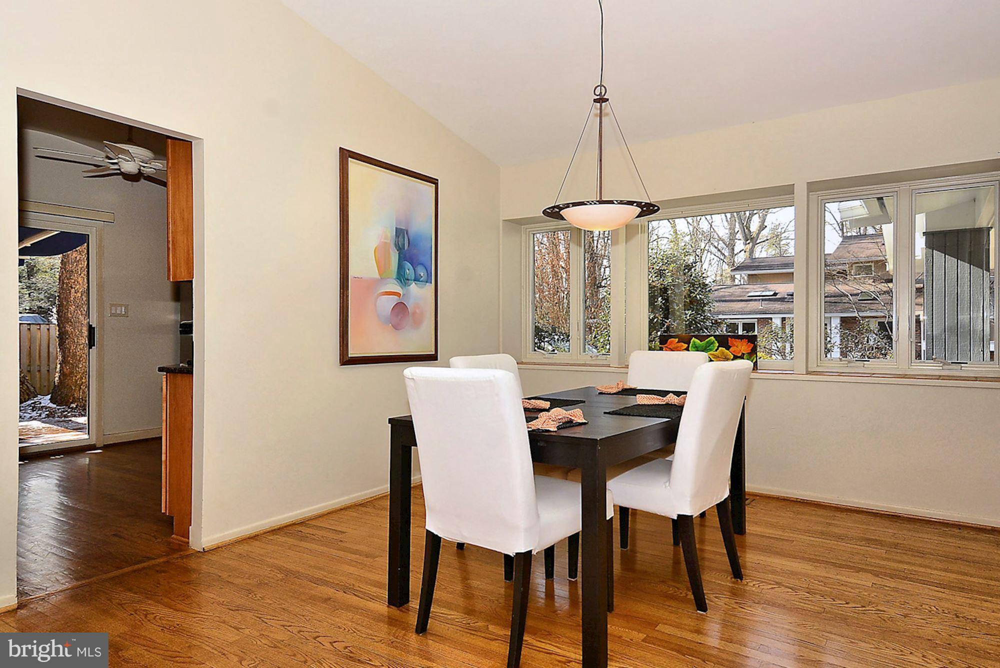 8320 Fenway Road Bethesda, MD 20817 - Photo 9 of 28 Dining Room