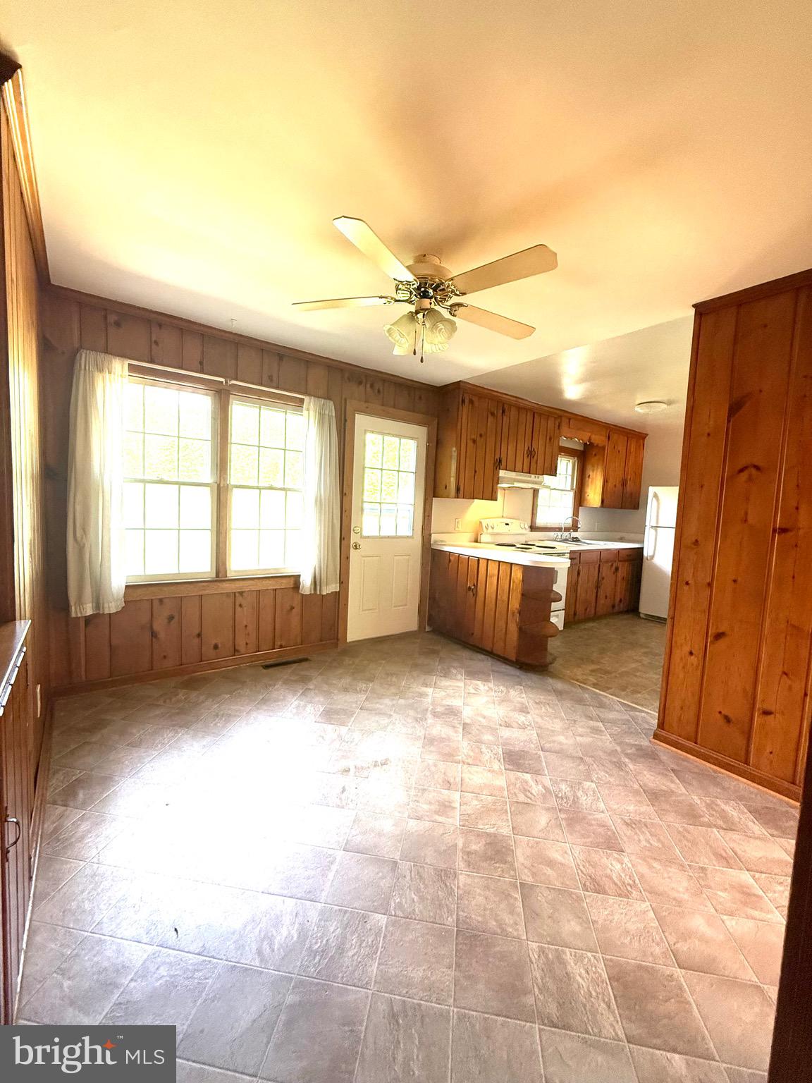 1523 Courthouse Road Stafford, VA 22554 - Photo 5 of 16