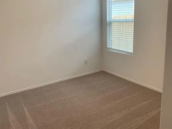 $1,595 | 136 Texas Angel Way, Jarrell, TX 76537