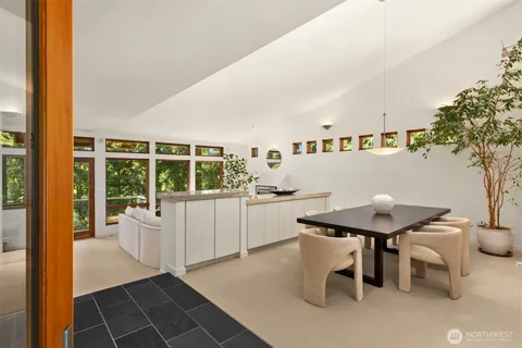 $3,295,000 | 11515 Blue Heron Lane Northeast, Bainbridge Island, WA 98110