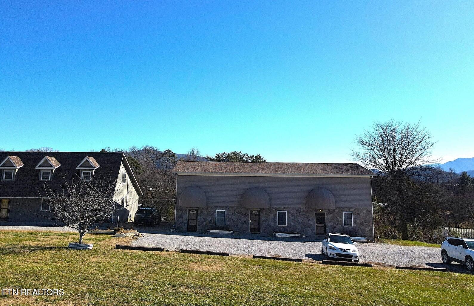 2482 Elk Way Newport, TN 37821 - Photo 4 of 59