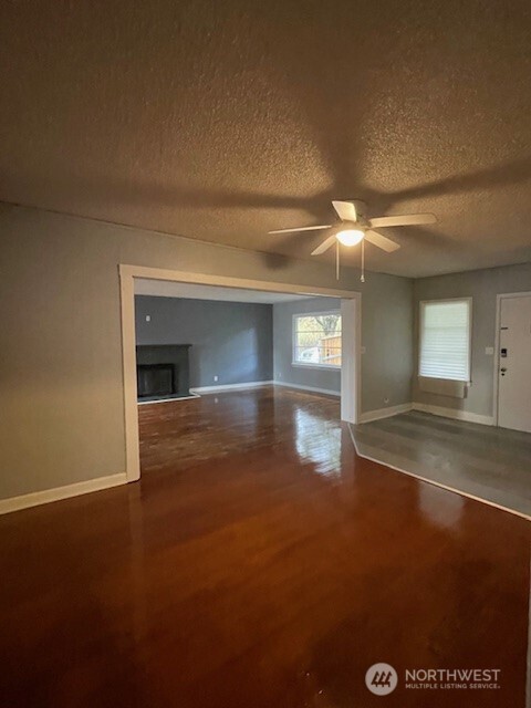 6221 South 129th Street Seattle, WA 98178 - Photo 5 of 20 a view of empty room with window