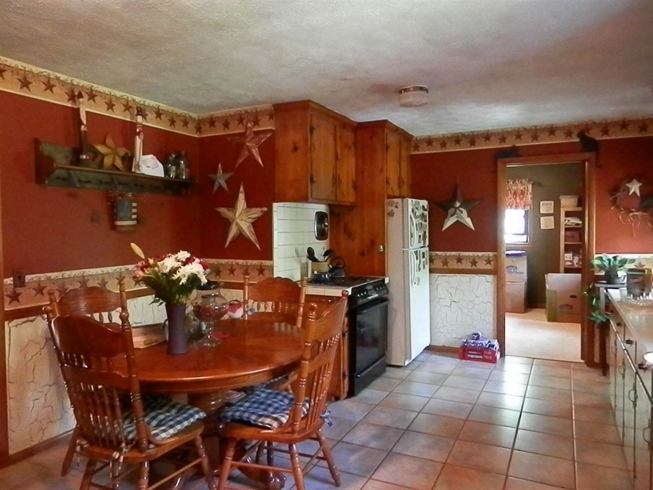 1595 Mt Torrey Road Lyndhurst, VA 22952 - Photo 7 of 29 a view of a dining room with furniture