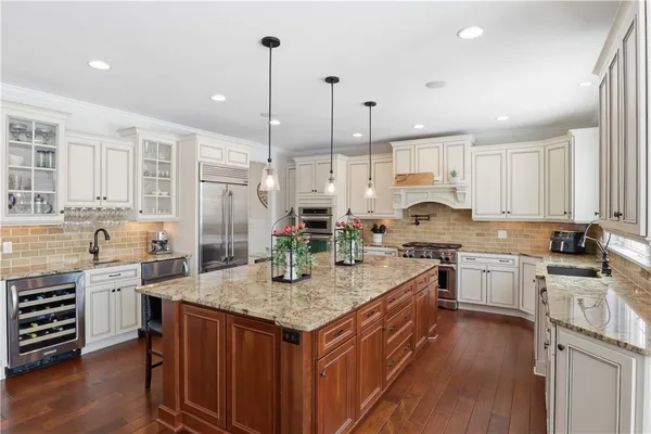 $1,500,000 | 6916 Jillian Rise, Victor, NY 14564