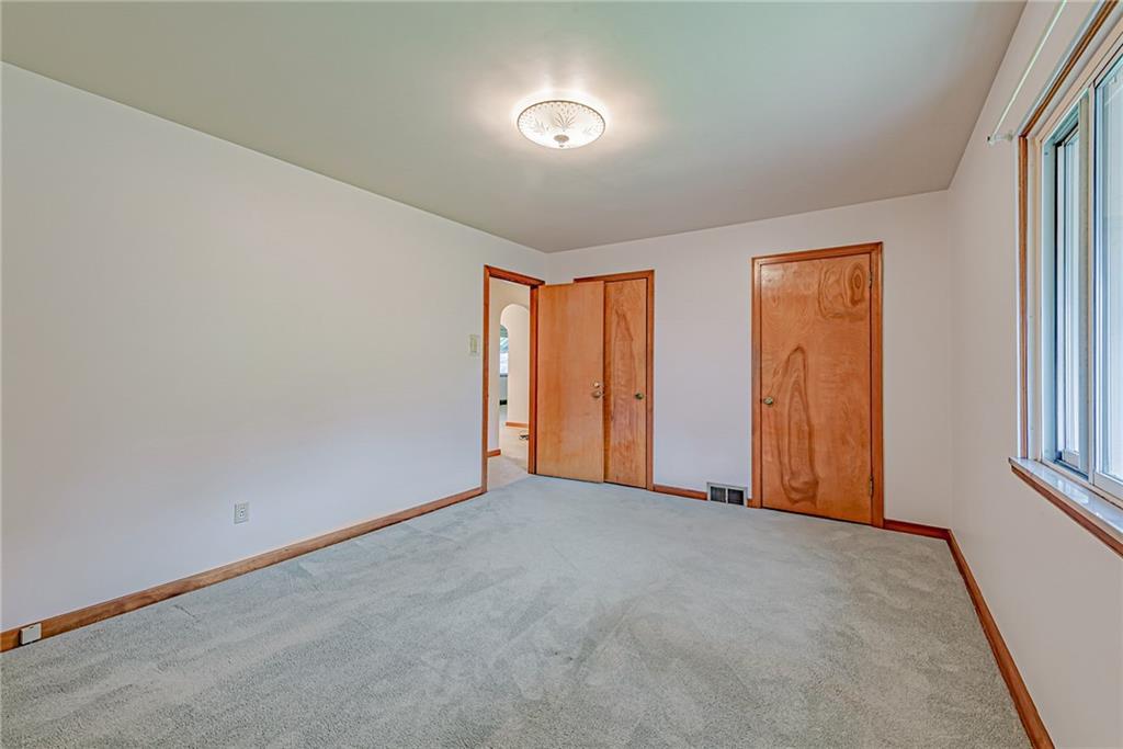 735 Highway 56 Apollo, PA 15613 - Photo 14 of 20 an empty room with windows