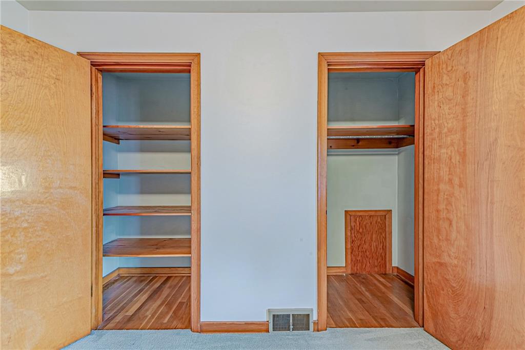 735 Highway 56 Apollo, PA 15613 - Photo 15 of 20 a view of closet