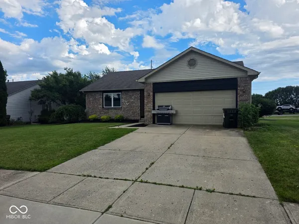 $230,000 | 271 Bear Story Court, Greenfield, IN 46140