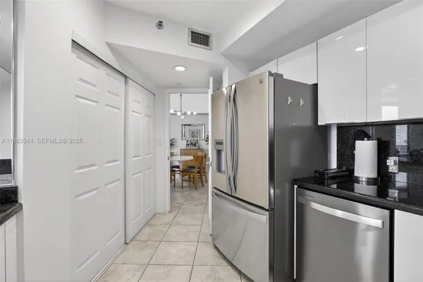 $699,000 | 20281 East Country Club Drive, Unit TS 5, Aventura, FL 33180