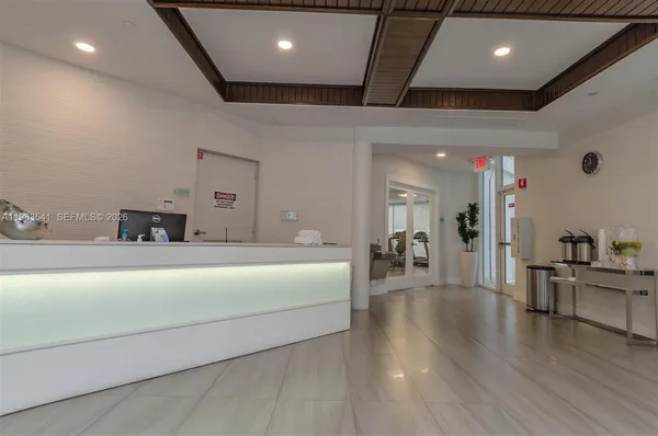 $699,000 | 20281 East Country Club Drive, Unit TS 5, Aventura, FL 33180