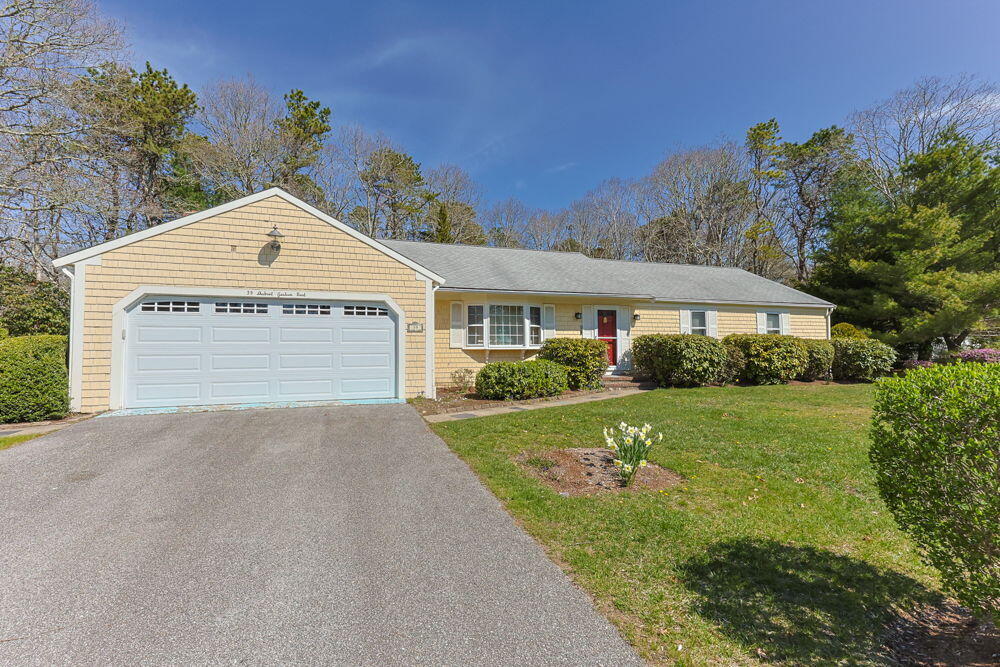 39 Shubael Gorham Road Centerville, MA 02632 - Photo 2 of 38 3-web-or-mls-39-shubael-gorham-rd