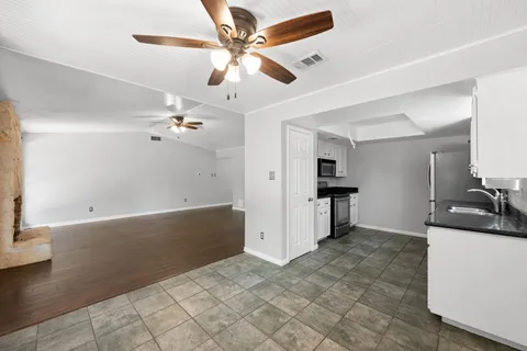 $899,000 | 3303 Sanderling Trail, Austin, TX 78746