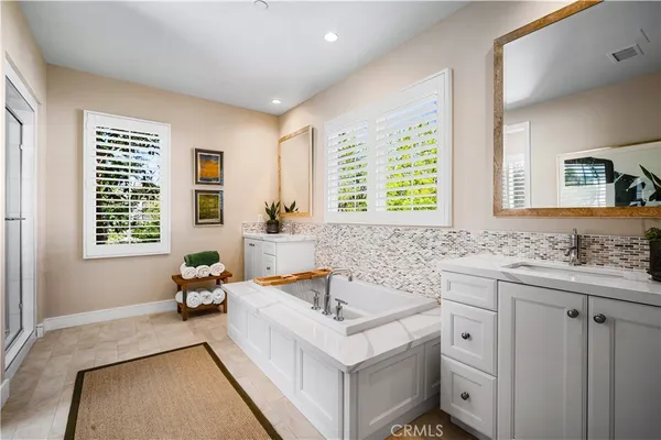 $2,450,000 | 166 Villa Ridge, Irvine, CA 92602