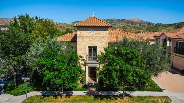 $2,450,000 | 166 Villa Ridge, Irvine, CA 92602