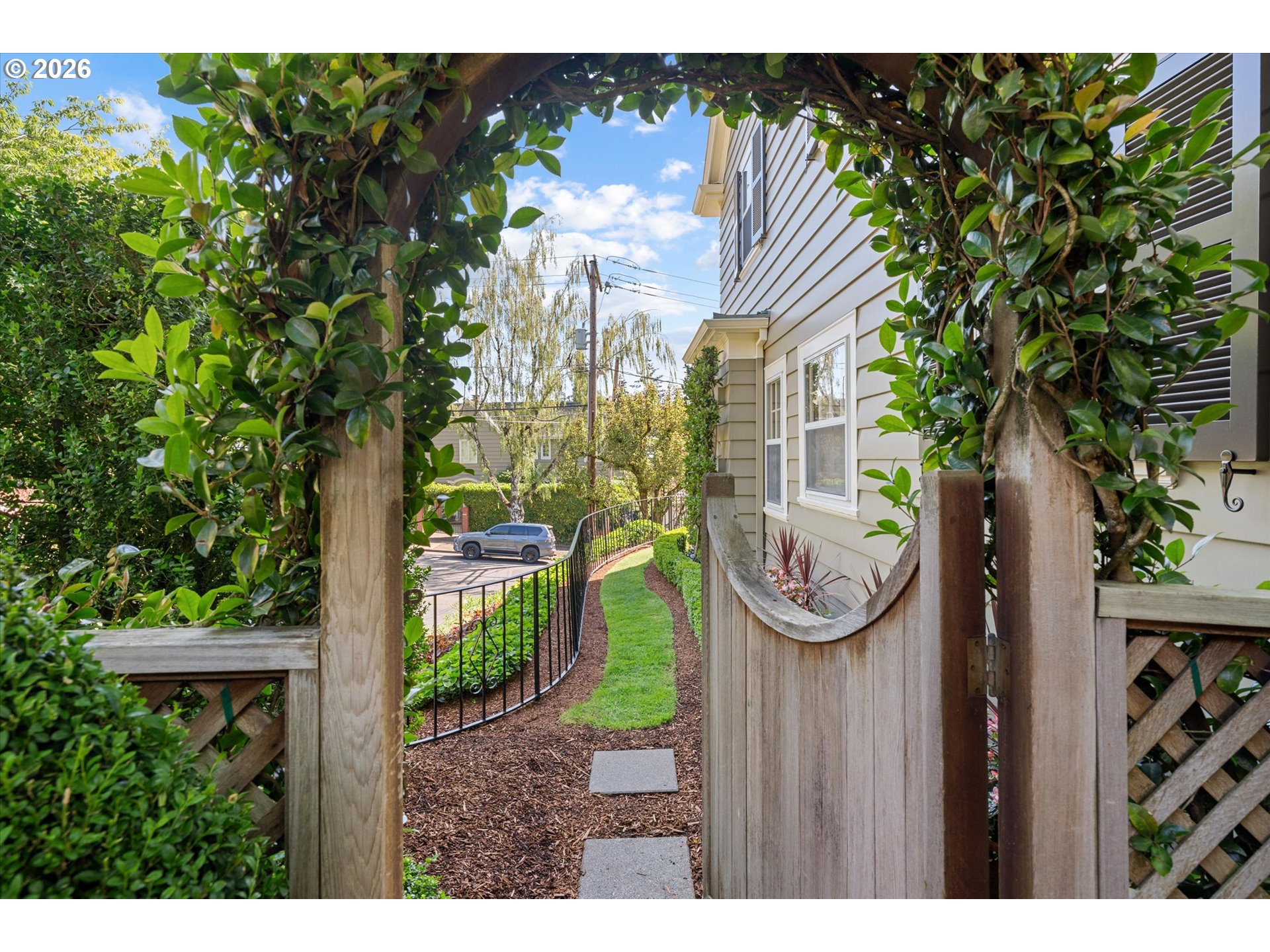 2836 Northwest Cumberland Road Portland, OR 97210 - Photo 47 of 48