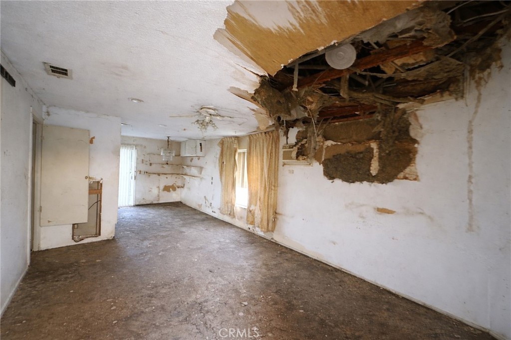 6940 Keating Drive Riverside, CA 92503 - Photo 3 of 13