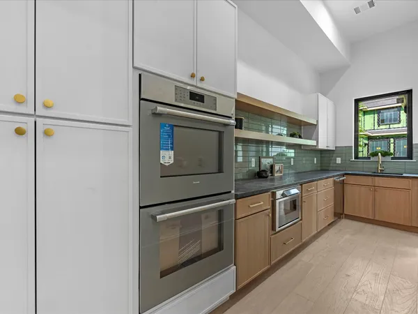 $1,589,900 | 811 Woodstock Street, Bellaire, TX 77401