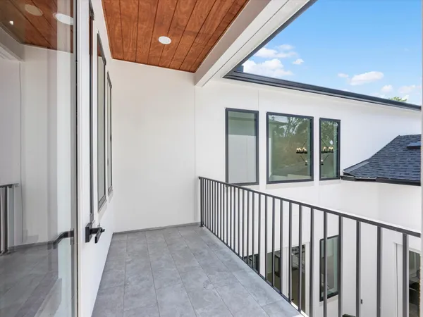 $1,589,900 | 811 Woodstock Street, Bellaire, TX 77401