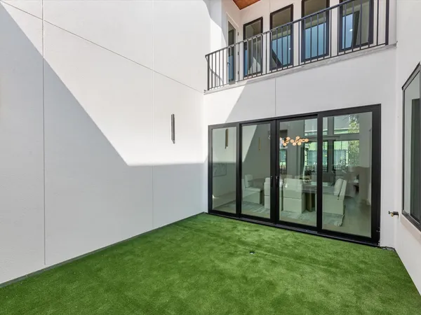 $1,589,900 | 811 Woodstock Street, Bellaire, TX 77401
