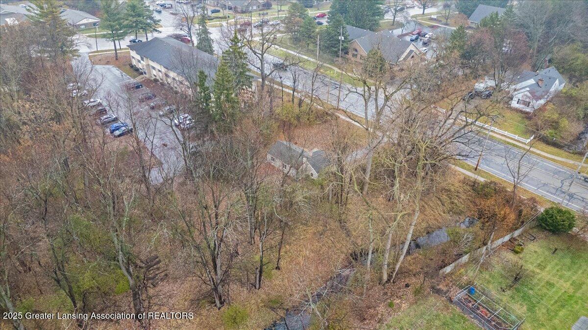 2341 North Harrison Road East Lansing, MI 48823 - Photo 26 of 31 34-Media Jett - 09