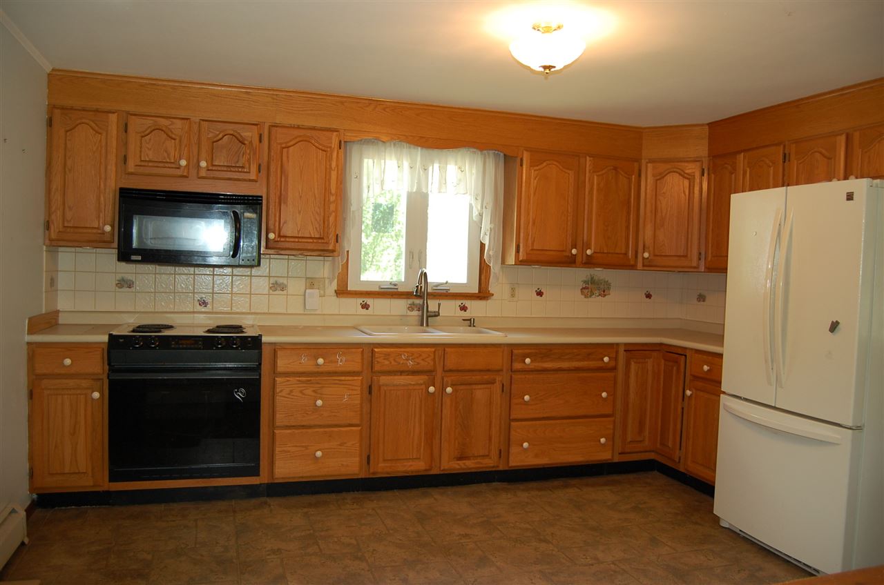 132 Sewalls Falls Road Concord, NH 03301 - Photo 2 of 16 Gallery Image 2