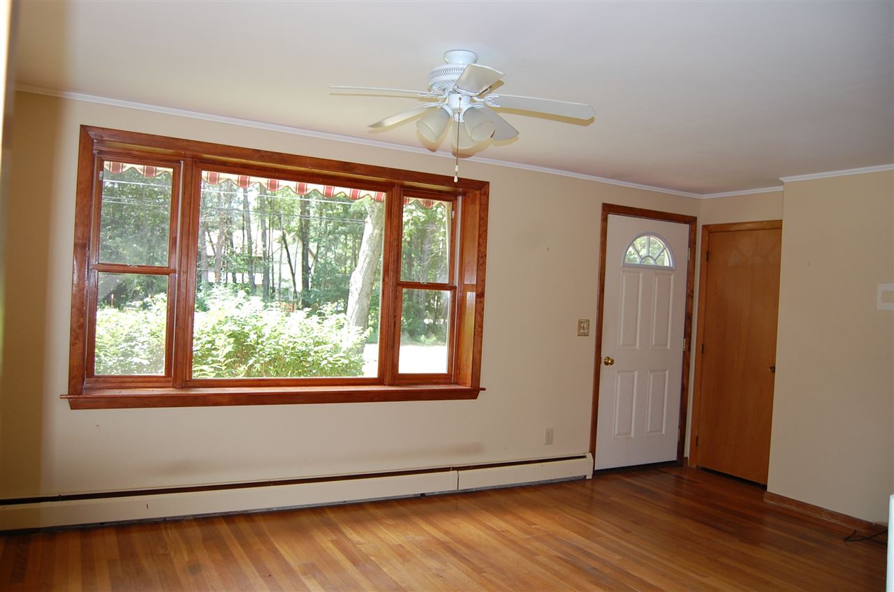 132 Sewalls Falls Road Concord, NH 03301 - Photo 3 of 16 Gallery Image 3