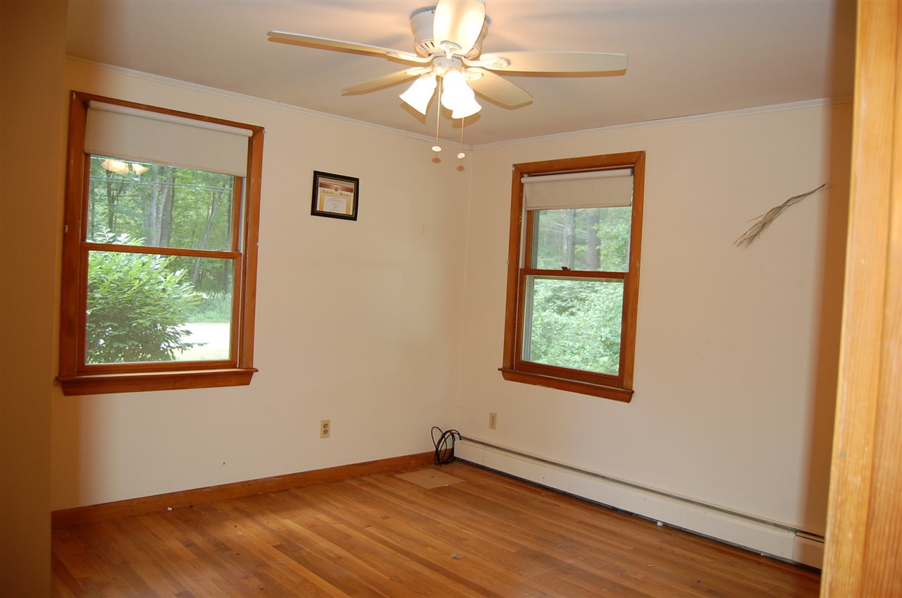 132 Sewalls Falls Road Concord, NH 03301 - Photo 4 of 16 Gallery Image 4