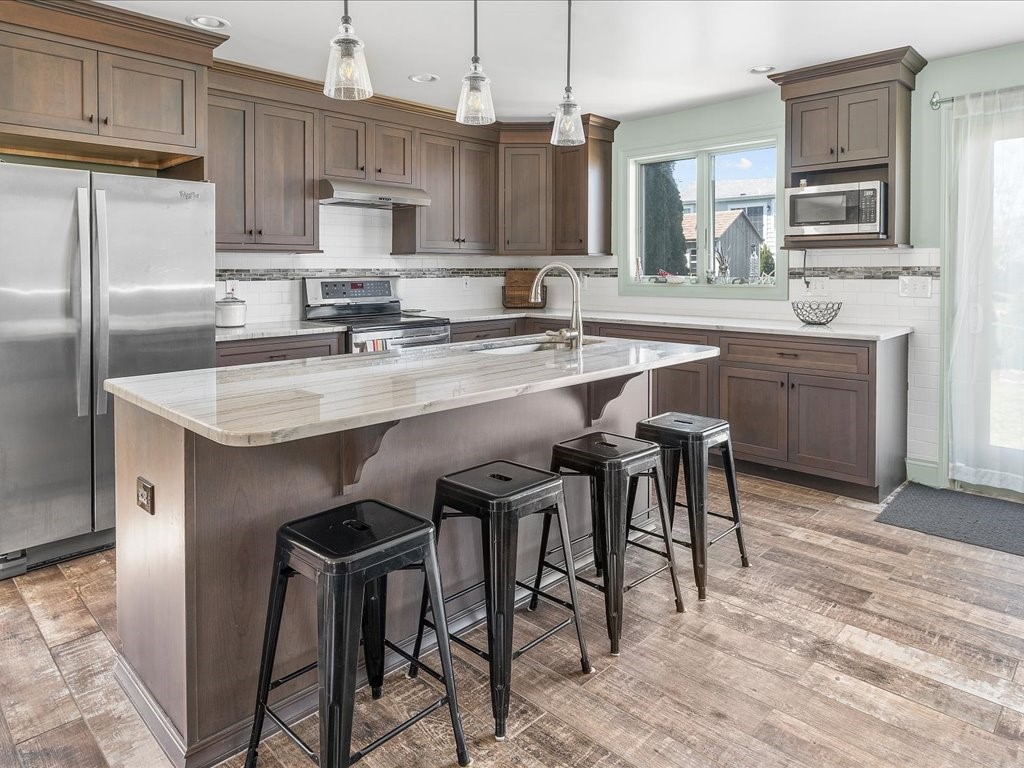 31 Abalone Road Narragansett, RI 02882 - Photo 4 of 19