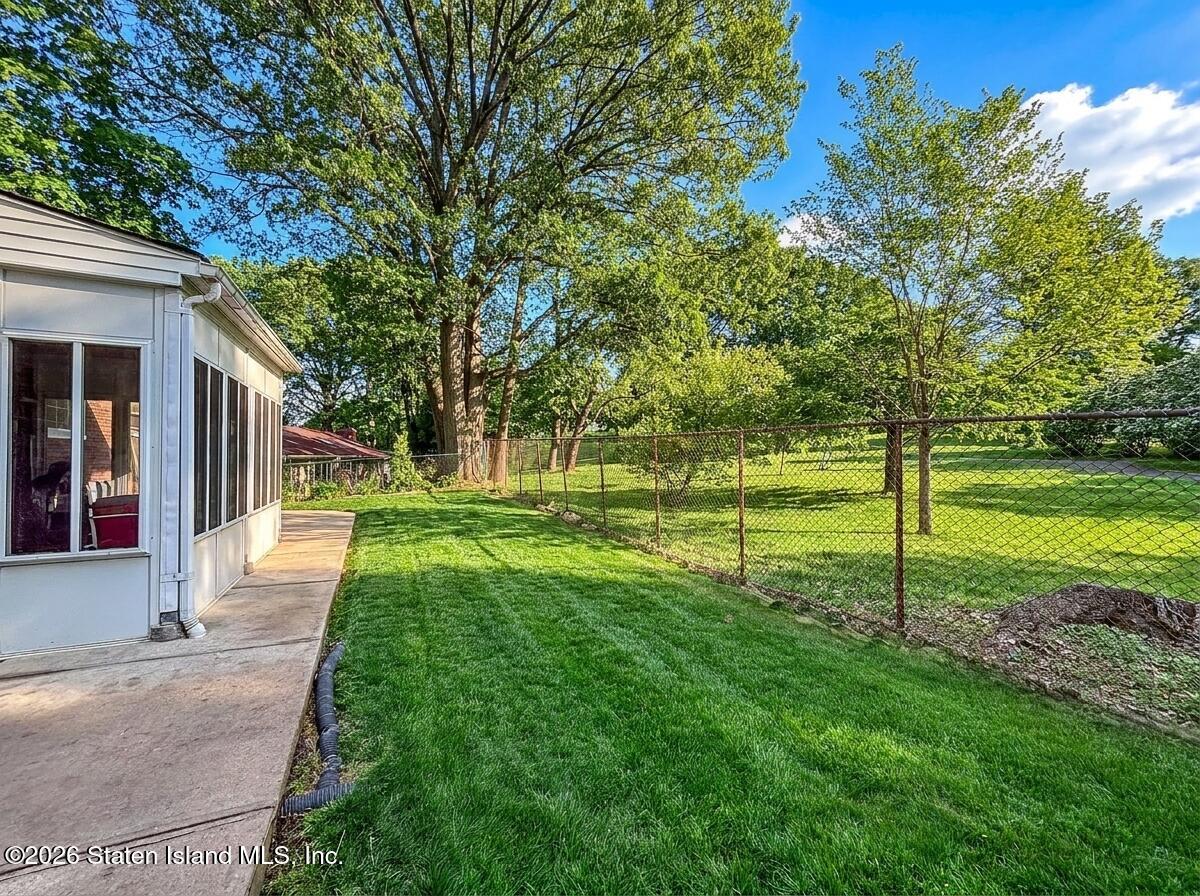 125 Sea Gate Road Staten Island, NY 10305 - Photo 23 of 27 IMG_1069