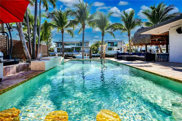 $3,087,000 | 2130 Northeast 122nd Road, North Miami, FL 33181