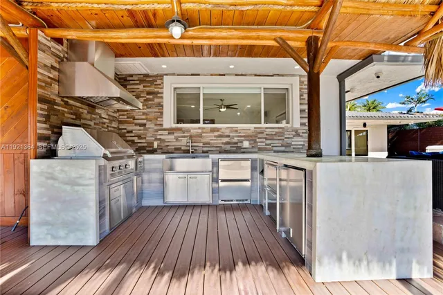 $3,087,000 | 2130 Northeast 122nd Road, North Miami, FL 33181