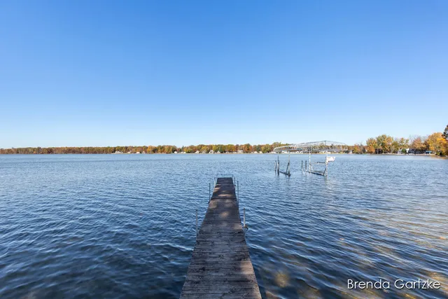 $426,724 | 17300 Warrior Drive, Howard City, MI 49329