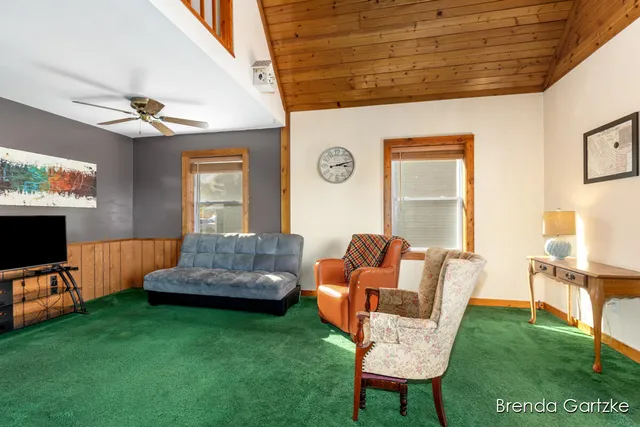 $426,724 | 17300 Warrior Drive, Howard City, MI 49329