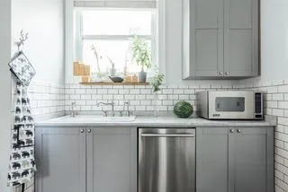 $4,130 | 62 Booraem Avenue, Unit 1, Jersey City, NJ 07307