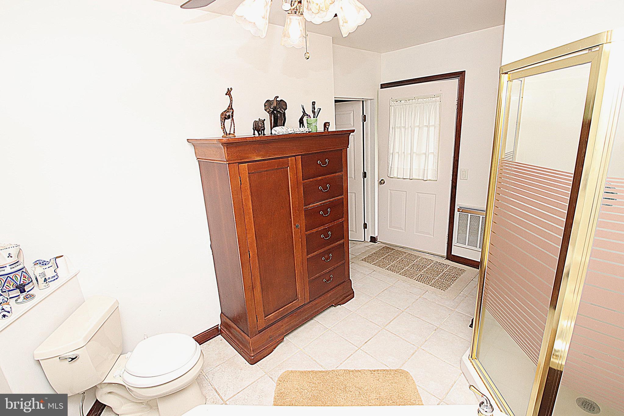 1141 Weverton Road Knoxville, MD 21758 - Photo 15 of 28 Bathroom