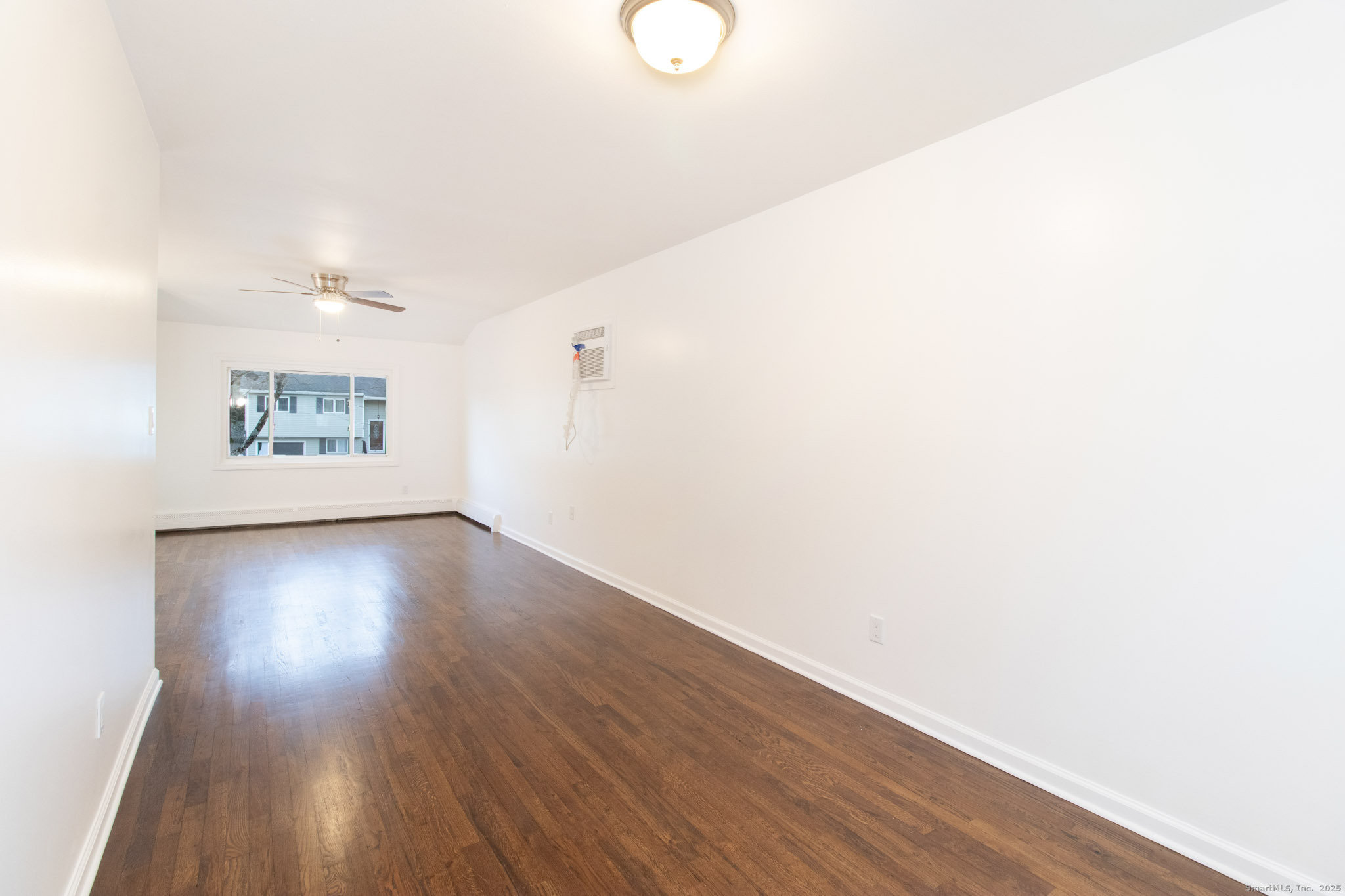 14 Windward Road Norwalk, CT 06854 - Photo 29 of 35 View from dining area to family room