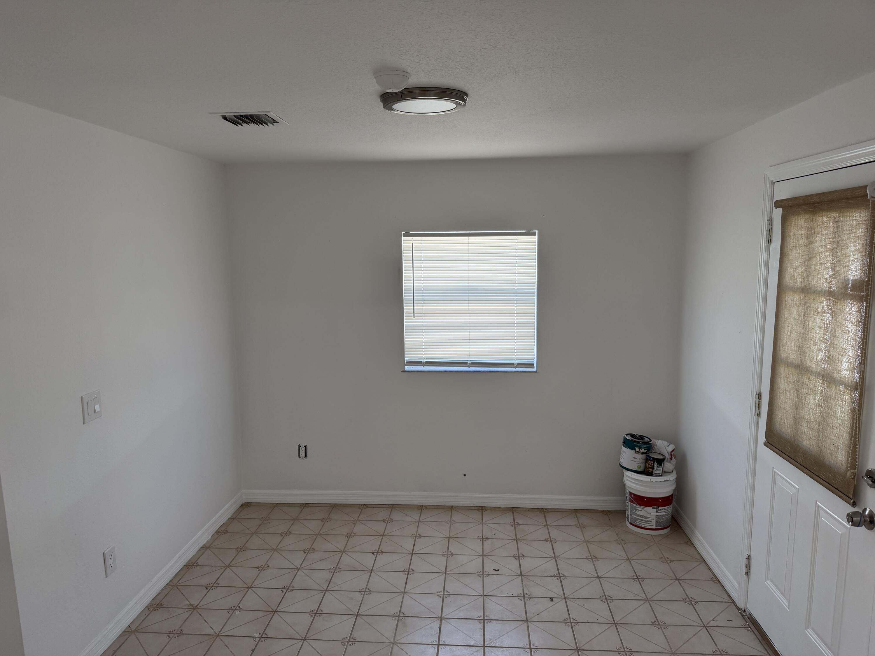 4002 Ave Q Fort Pierce, FL 34947 - Photo 6 of 12 IMG_0687