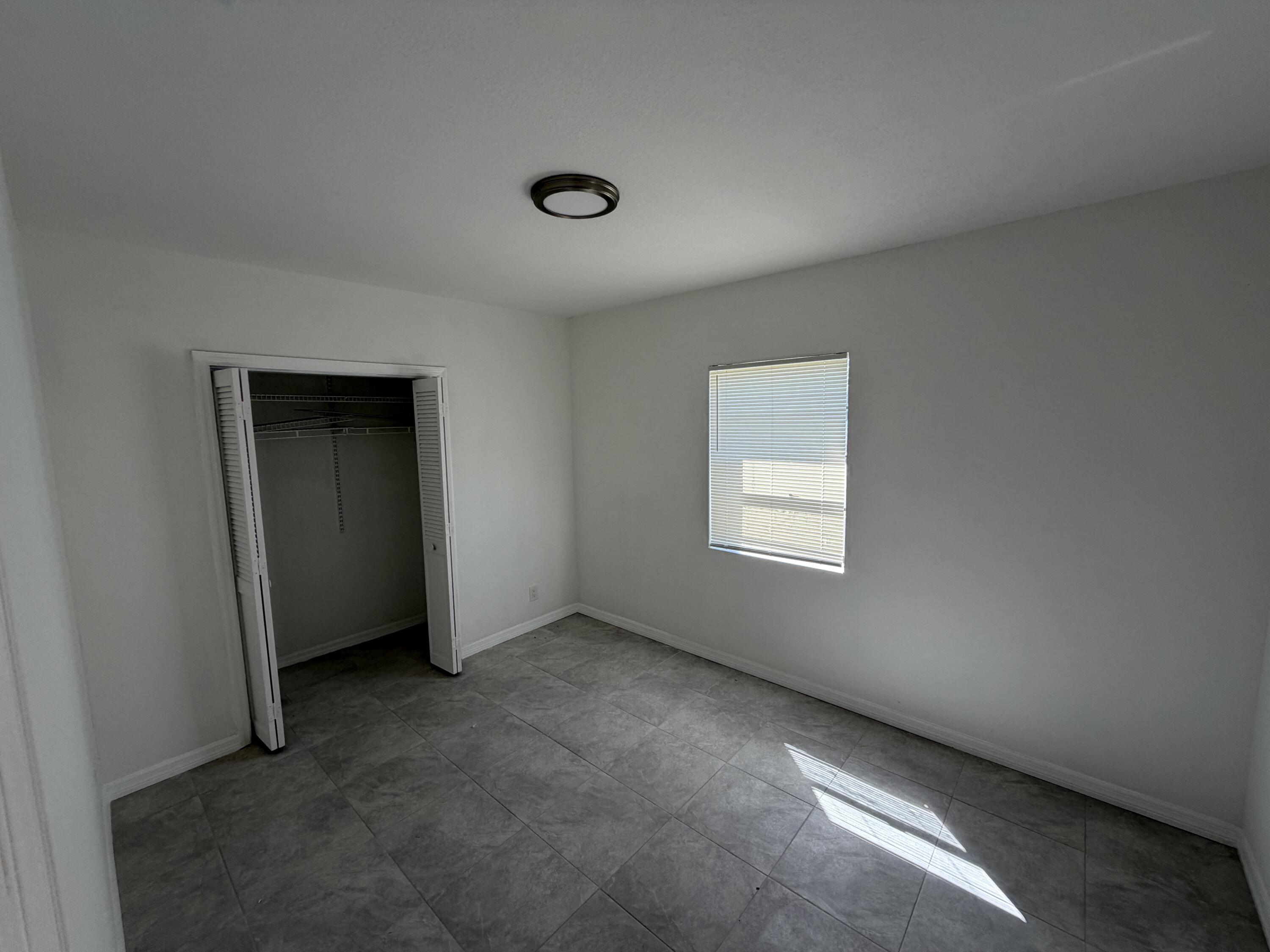 4002 Ave Q Fort Pierce, FL 34947 - Photo 7 of 12 IMG_0708