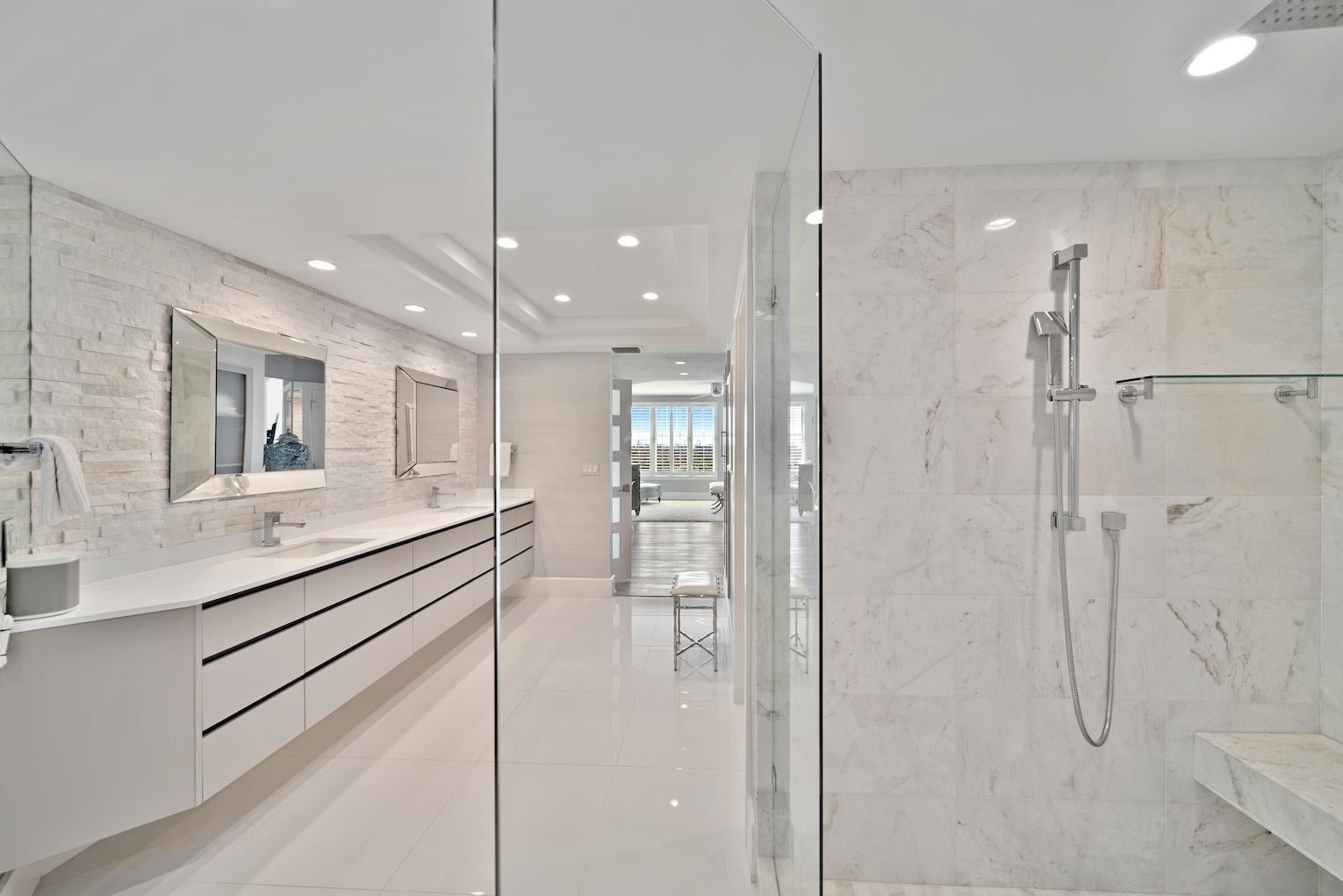 2661 Wulfert Road, Unit 5 Sanibel, FL 33957 - Photo 38 of 50 Gallery Image 38